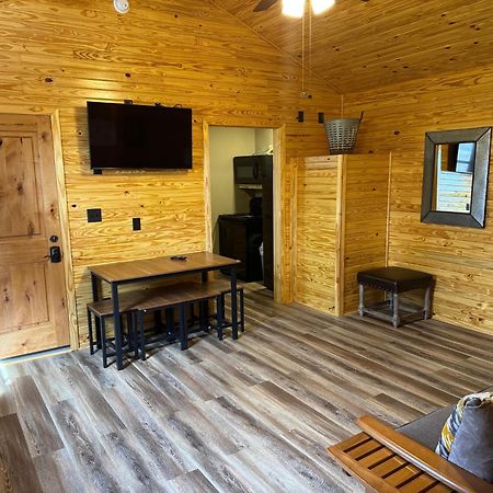 Hotel Kick Back Ranch Ramer Exterior foto