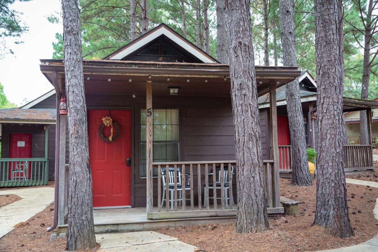 Hotel Kick Back Ranch Ramer Exterior foto