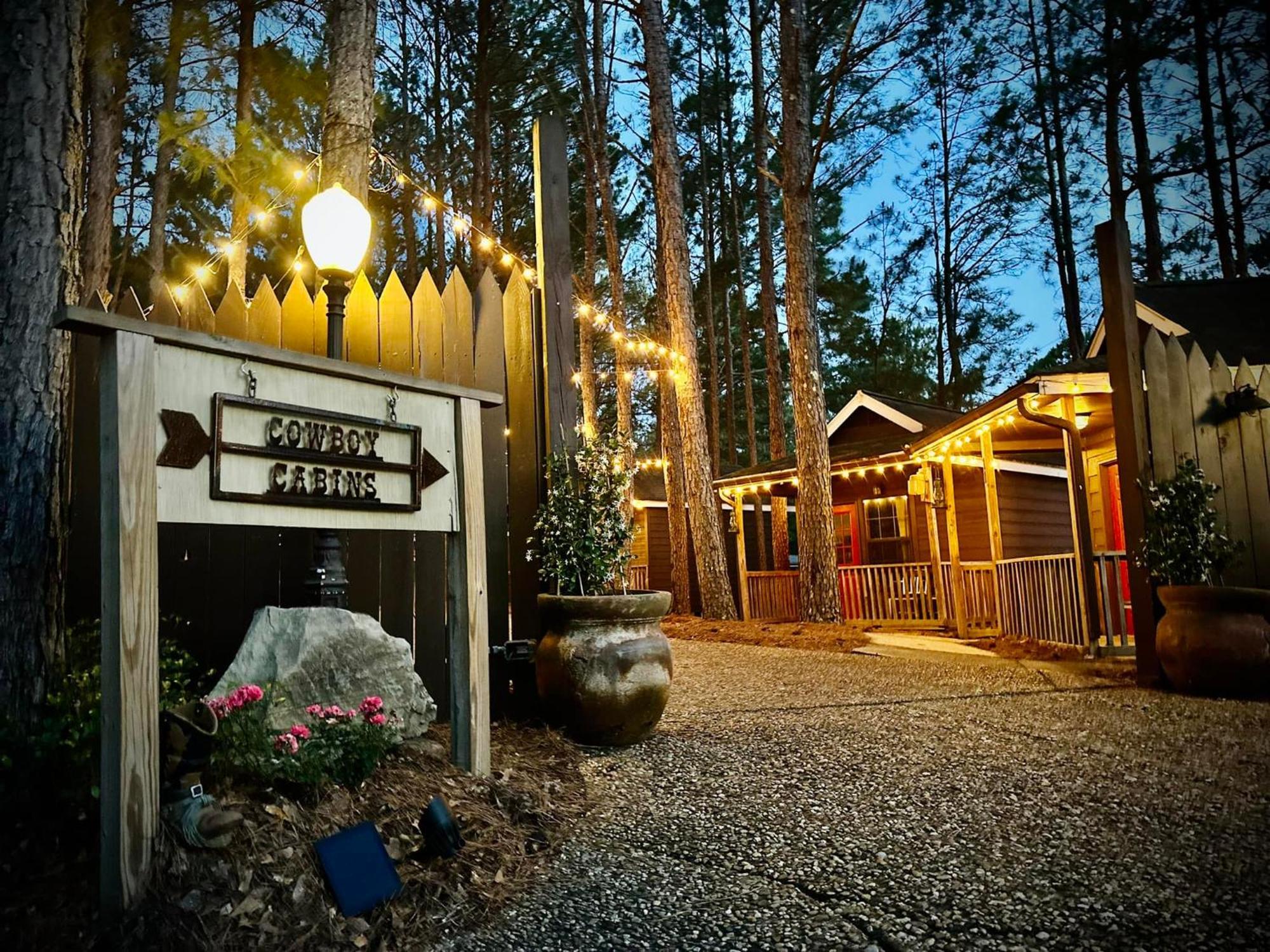 Hotel Kick Back Ranch Ramer Exterior foto