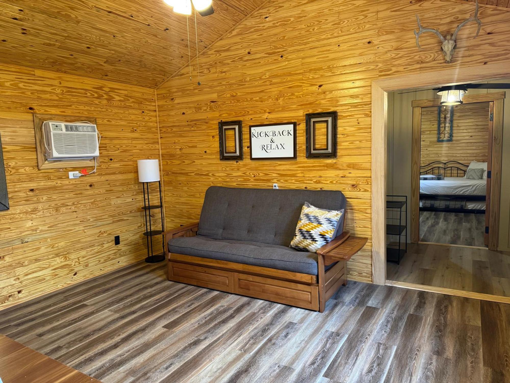 Hotel Kick Back Ranch Ramer Exterior foto